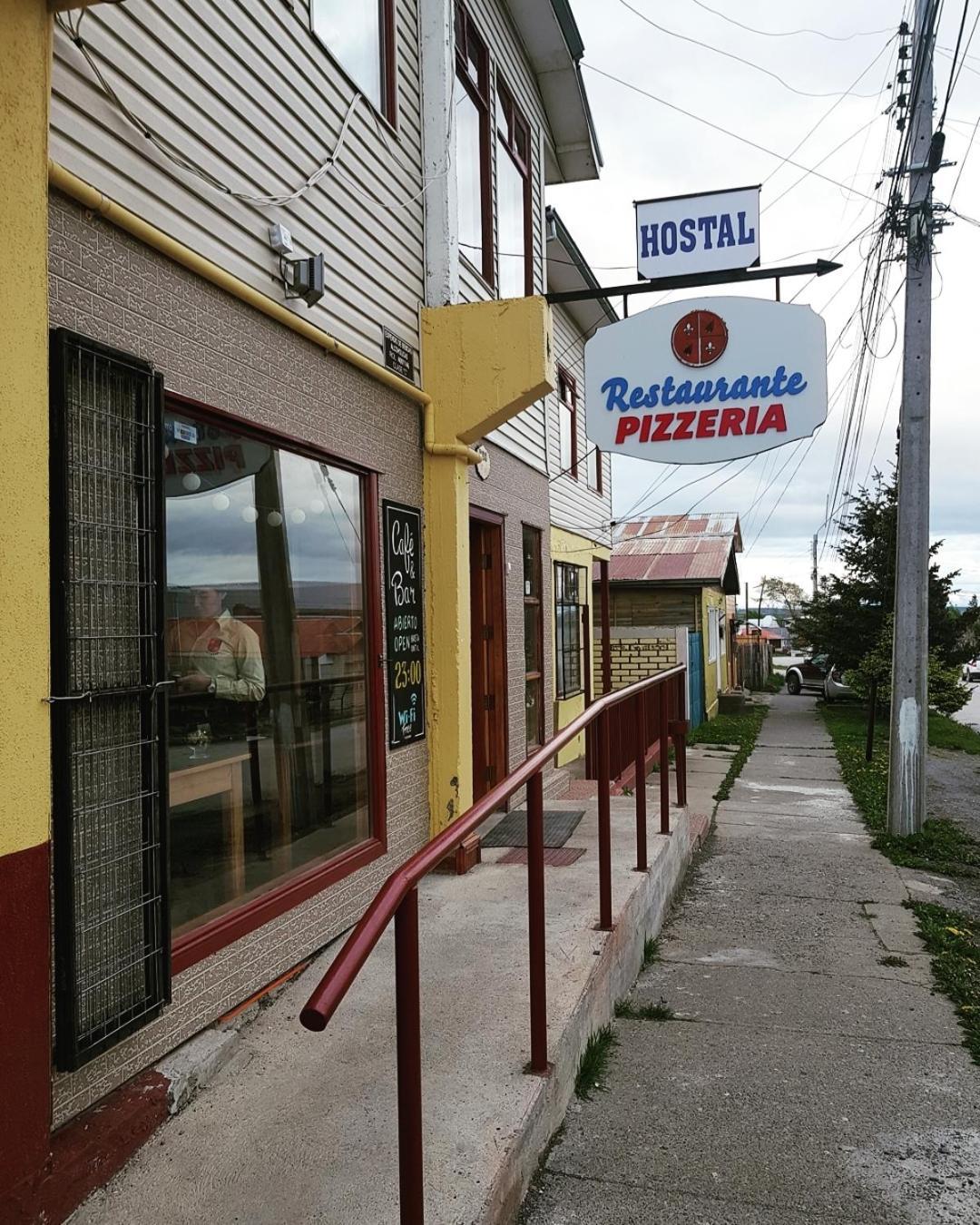 Hostal Alcazar Puerto Natales Exterior photo
